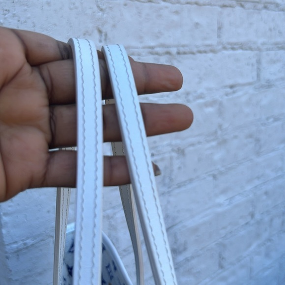 $125 ENTRY for this LTD BLUE VELVET  2022 LV  NEVERFULL Customer Appreciation - Picture 15 of 17